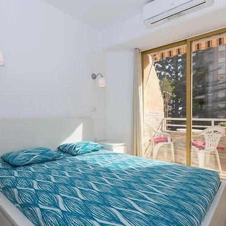 Apartamento New Modern 2-bedroom